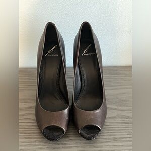 Brian Atwood Open Toe Leather Pump Sparkle Heels Black/Brown 9.5/40.5